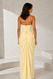 Langes Bustierkleid mit Schlitz