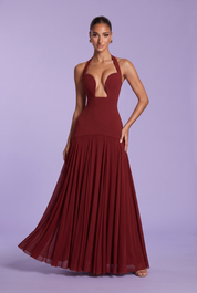 Robe longue col halter dos nu variante bordeaux