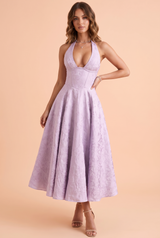 Violettes Midikleid in A-Linie aus floraler Spitze mit V-Ausschnitt