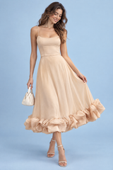 Beiges Fit-and-Flare-Midikleid mit Volantsaum