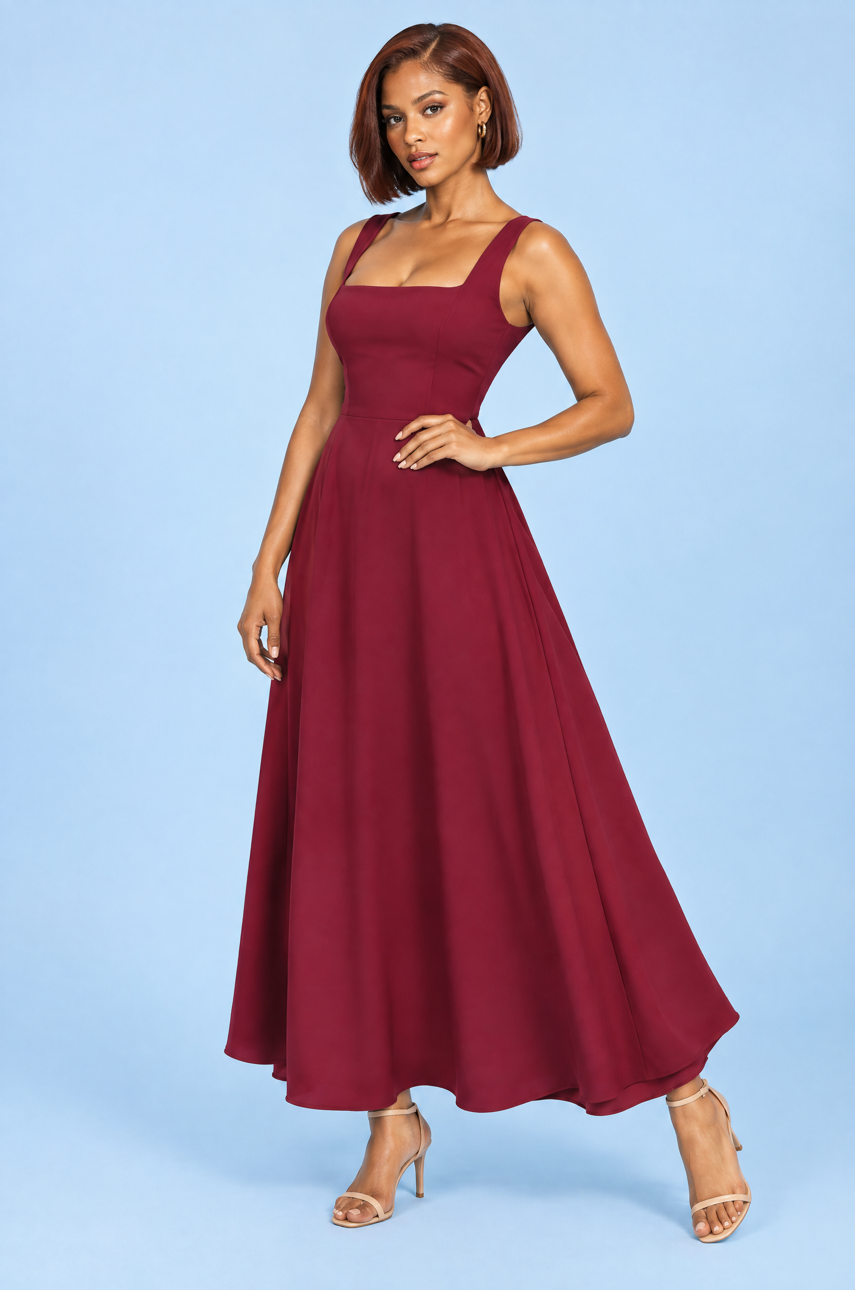 Robe midi bordeaux à fines bretelles et ourlet ample | Vue de dos | Lounelle Paris
