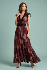 Geblümtes rotes Maxikleid mit V-Ausschnitt und Volants