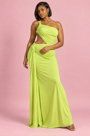 Robe longue verte asymétrique à jupe portefeuille | Porté sur une autre silhouette | Lounelle Paris