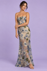 Beiges trägerloses figurbetontes Maxikleid