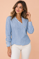 Gestreifte asymmetrische Bluse in Hellblau