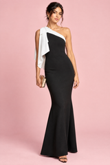 Schwarzes One-Shoulder-Maxikleid mit Schleife