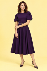 Lila hochgeschlossenes Midikleid mit Puffärmeln