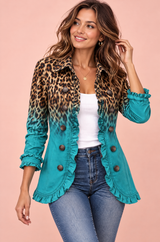 Taillierte türkise Jacke mit Leopardenprint