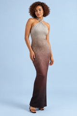 Langes graues Ombre-Kleid mit Neckholder und Raffungen