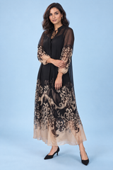 Schwarzes, fließendes Maxikleid mit langen Ärmeln