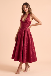 Robe midi jacquard à encolure dos nu bordeaux | Vue de face | Lounelle Paris
