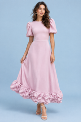 Rosafarbenes Maxikleid mit Puffärmeln und Volantsaum