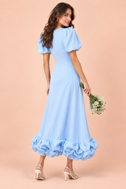 Robe longue bleu clair à manches bouffantes et volant | Vue de dos | Lounelle Paris