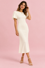 Cremeweißes Midikleid mit Puffärmeln