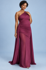 Puderrotes Umstands-Maxikleid mit asymmetrischem One-Shoulder-Ausschnitt, Knotenärmel und Schärpe
