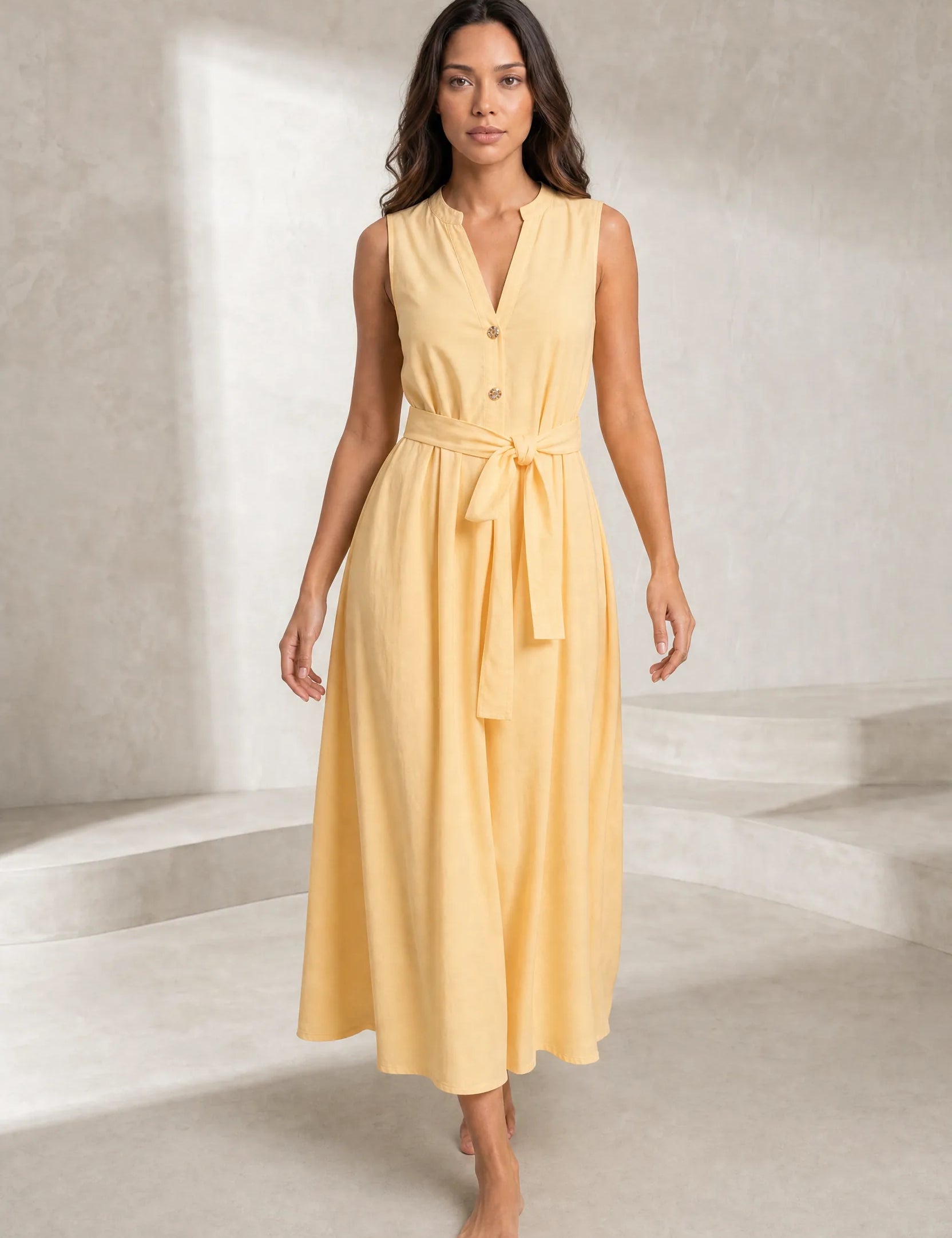 Robe jaune clair sans manches ceinturée | Lounelle Paris