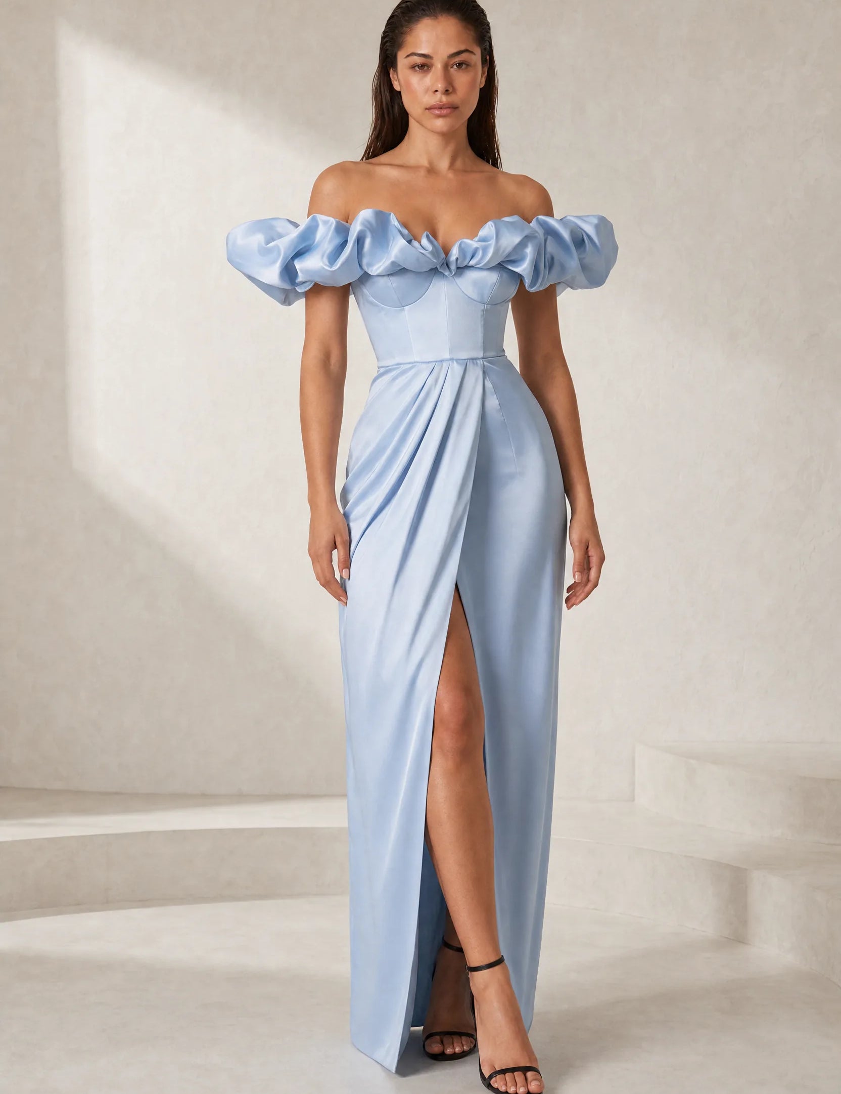 Robe longue bleue fendue épaules dénudées | Lounelle Paris