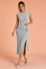 Langes Strickkleid mit Schlitz
