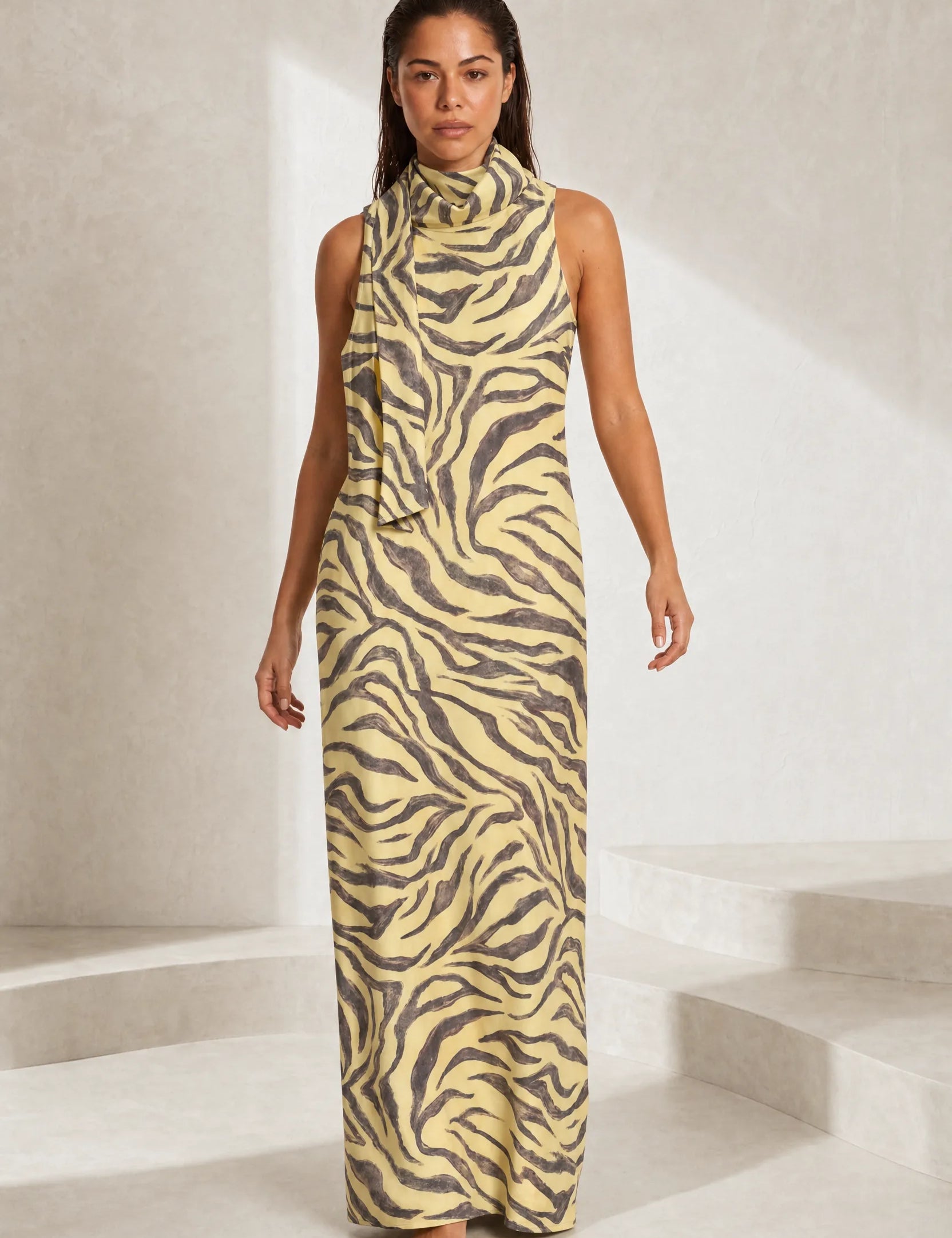 Robe longue imprimé zèbre col écharpe | Lounelle Paris