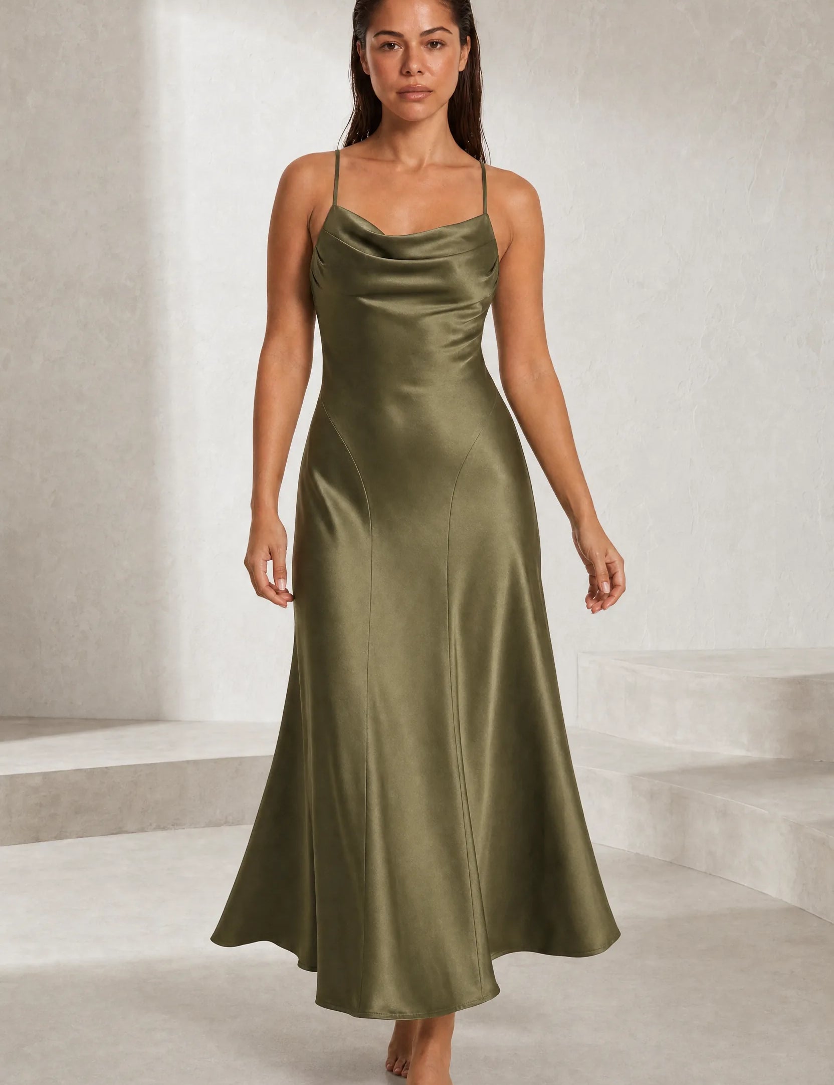 Robe longue vert militaire dos lacé | Lounelle Paris