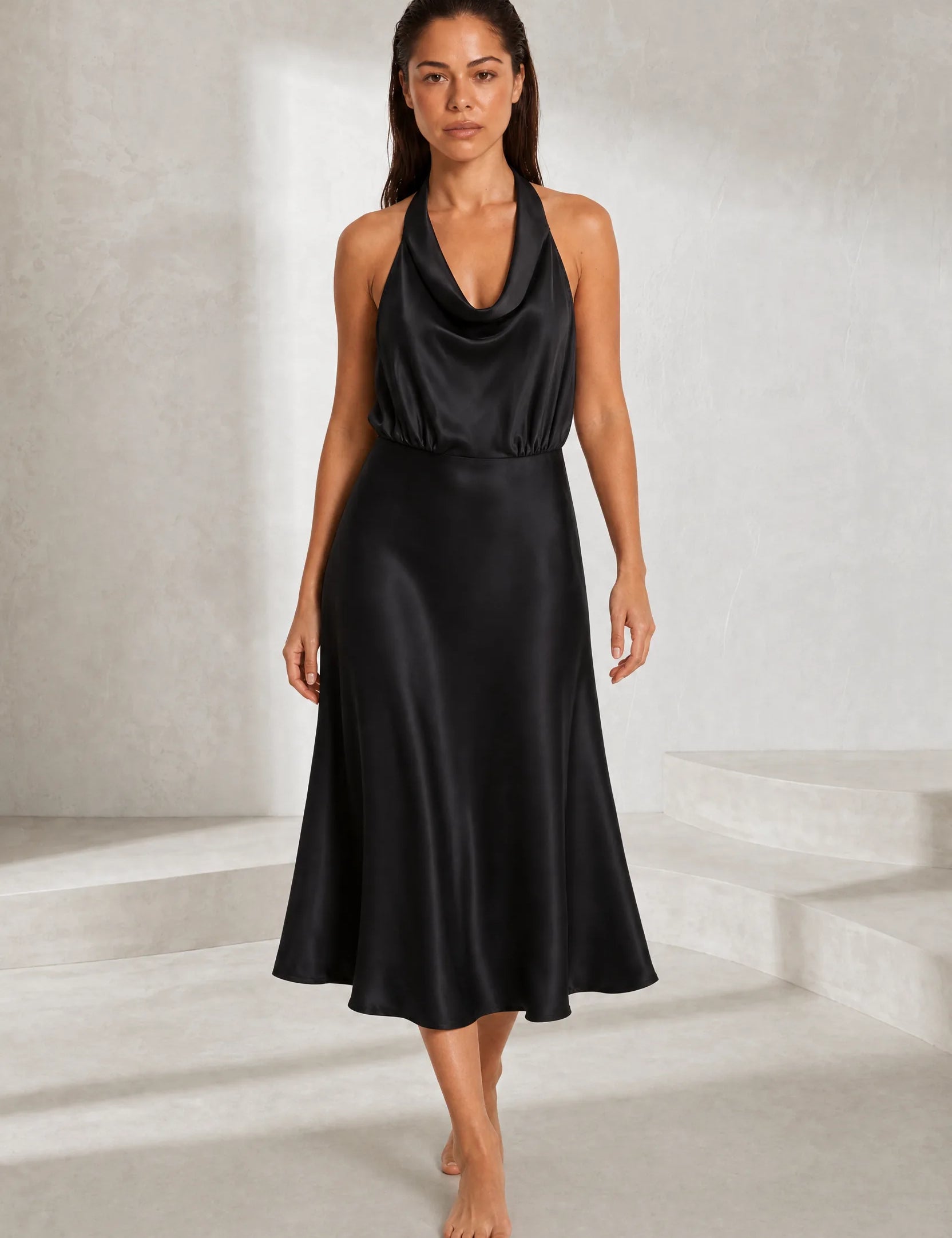 Robe noire col licou satinée | Lounelle Paris