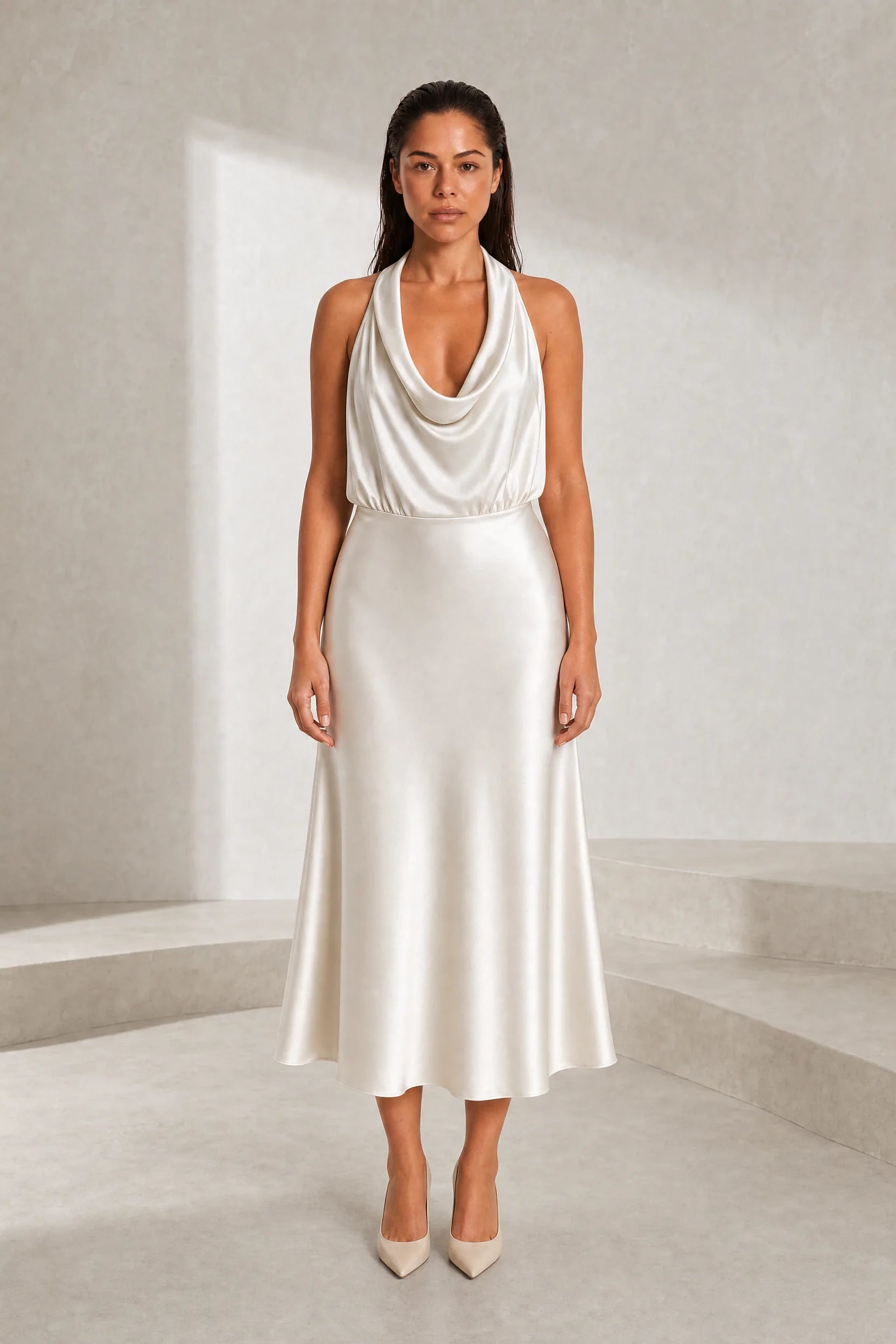 Robe noire col licou satinée | Lounelle Paris