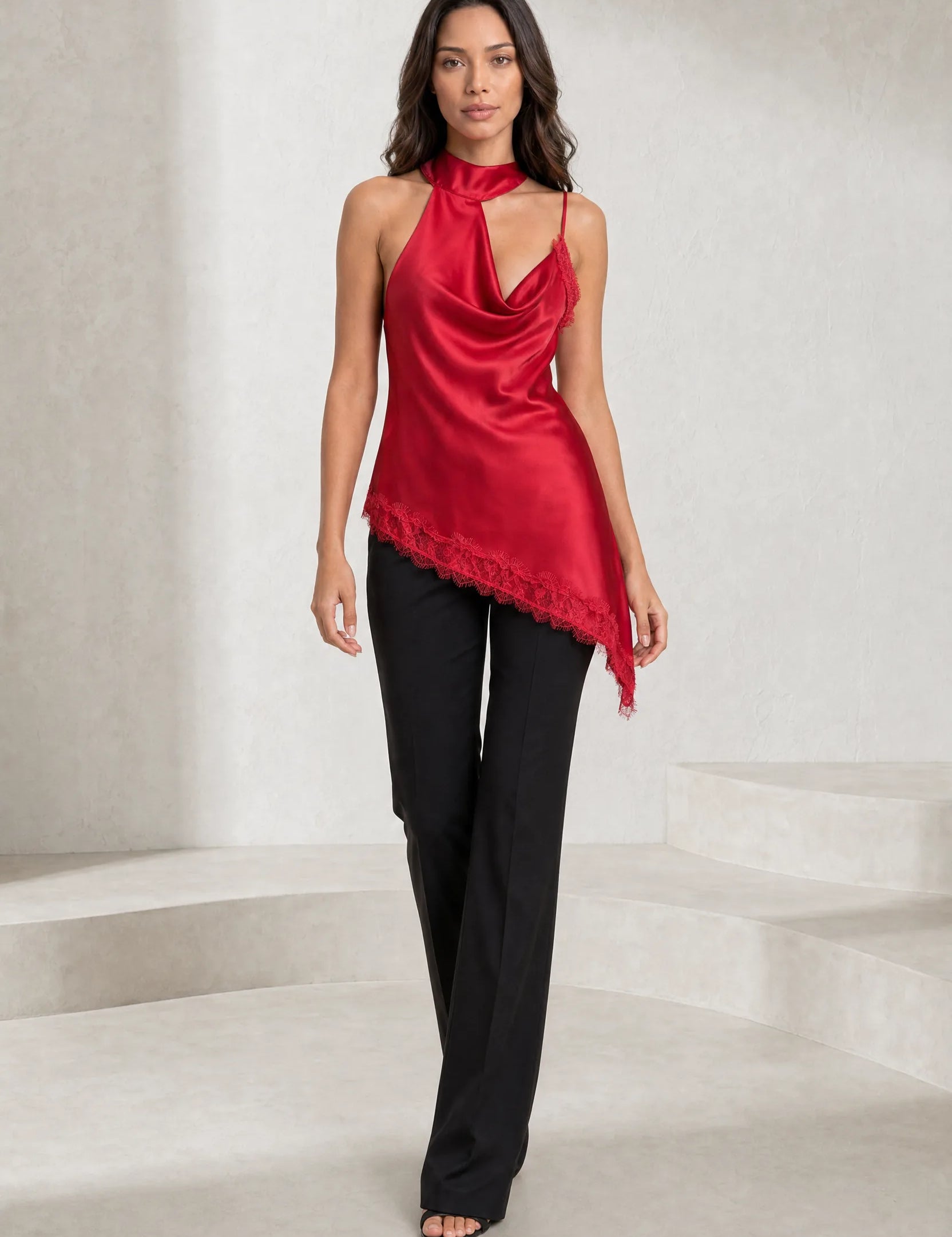 Top rouge asymétrique en dentelle | Lounelle Paris